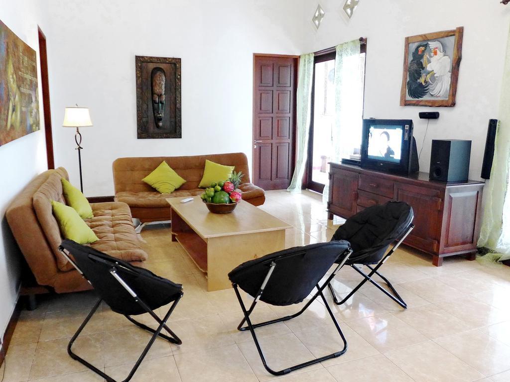 Villa Stella Garden Senggigi Exteriör bild