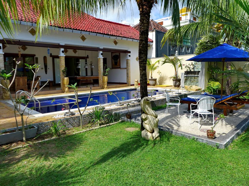 Villa Stella Garden Senggigi Exteriör bild