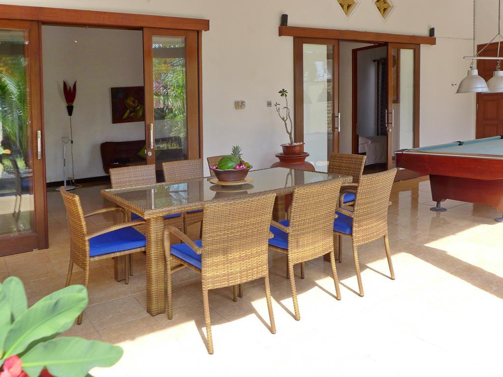 Villa Stella Garden Senggigi Exteriör bild