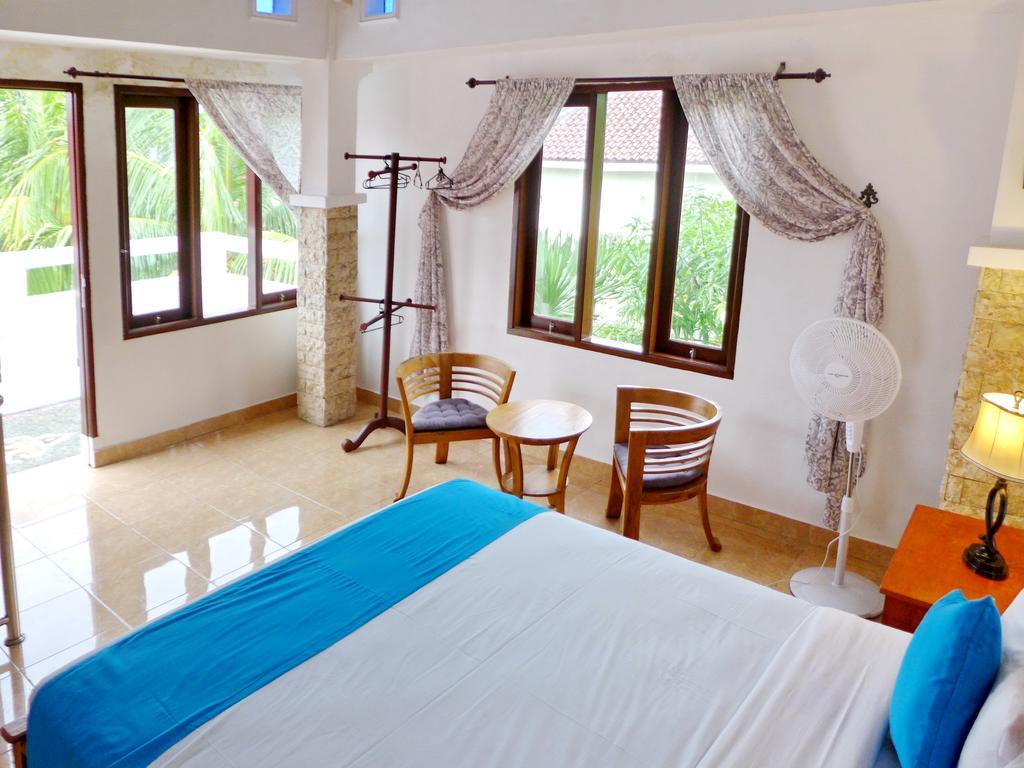 Villa Stella Garden Senggigi Exteriör bild